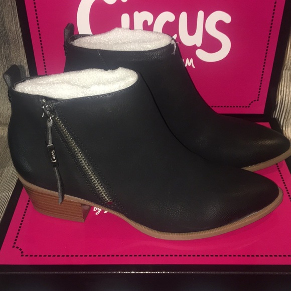 🔥CIRCUS BY SAM EDELMAN – Heidi Bootie NWT - Picture 5 of 8